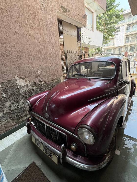 Maroon Morris Minor 1000 four-door saloon for sale in Gurgaon